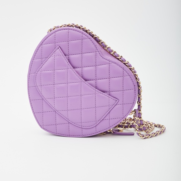 CHANEL LAMBSKIN PURPLE QUILTED HEART SHOULDER BAG - Picture 3 of 8